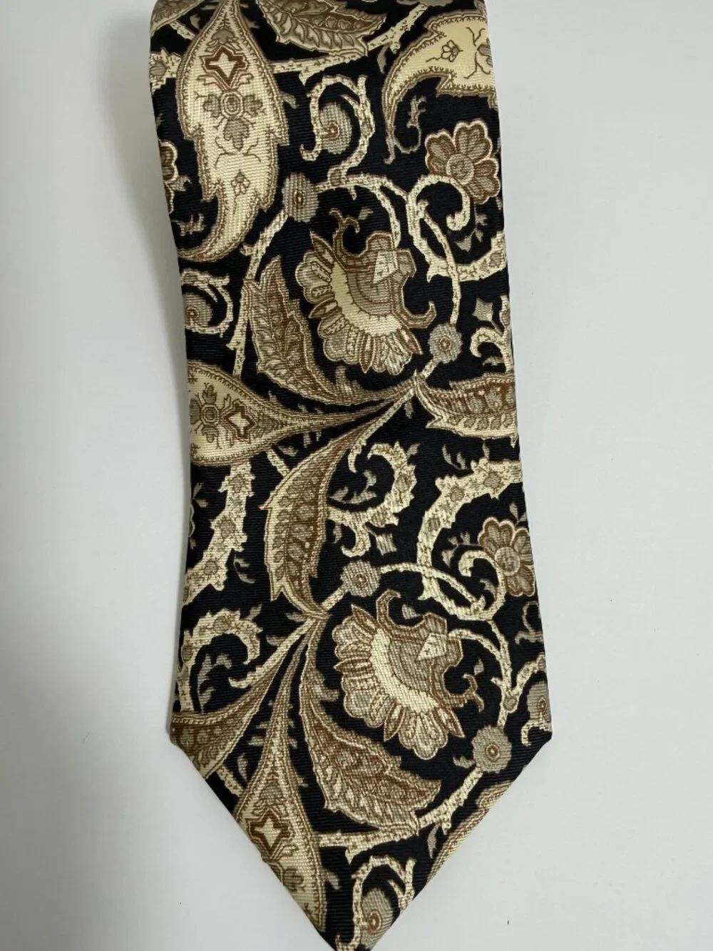 Vintage Kuppenheimer Tie Italian Silk Made USA Paisley Black Gold Tan Baroque